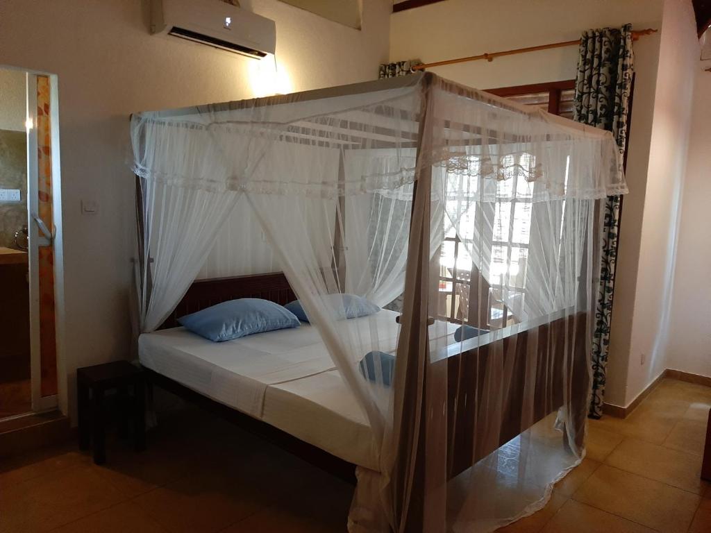 Трехместный (Стандартный трехместный номер), Sea Breeze Guest house