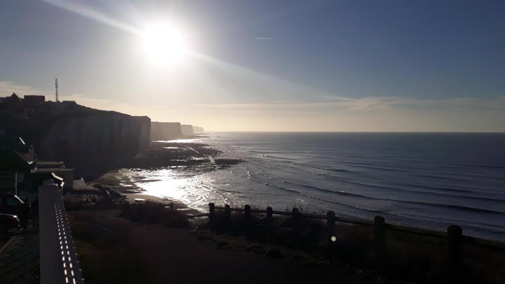 La Nacelle, classée 3 étoiles, vue dégagée port et mer (La Nacelle, classee 3 etoiles, vue degagee port et mer) - 전망