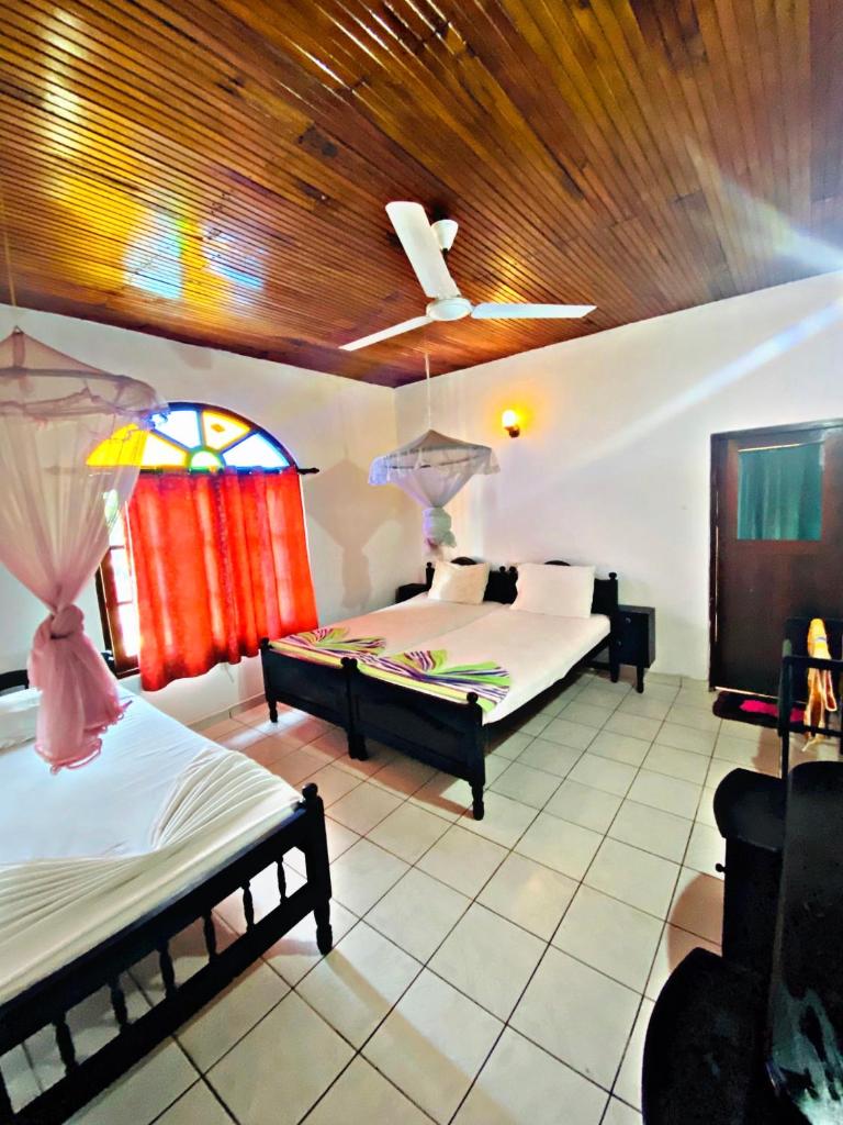 Трехместный (Бюджетный трехместный номер), Casalanka Hotel