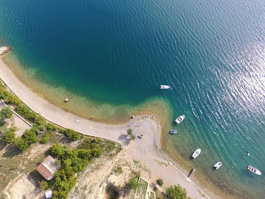Apartman Ana - experience beach and mountain holiday photo 3