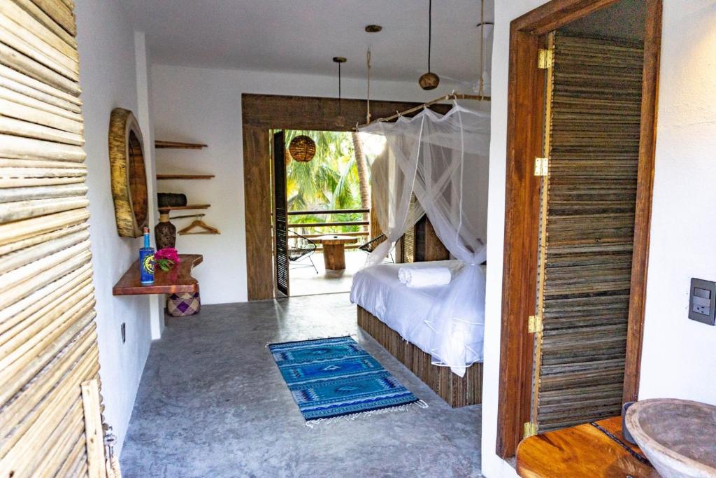 Bikini Beach House photo 3