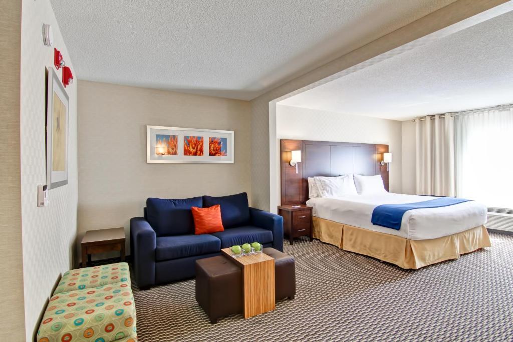 Holiday Inn Express Hotel & Suites Toronto - Markham, an IHG Hotel photo 1