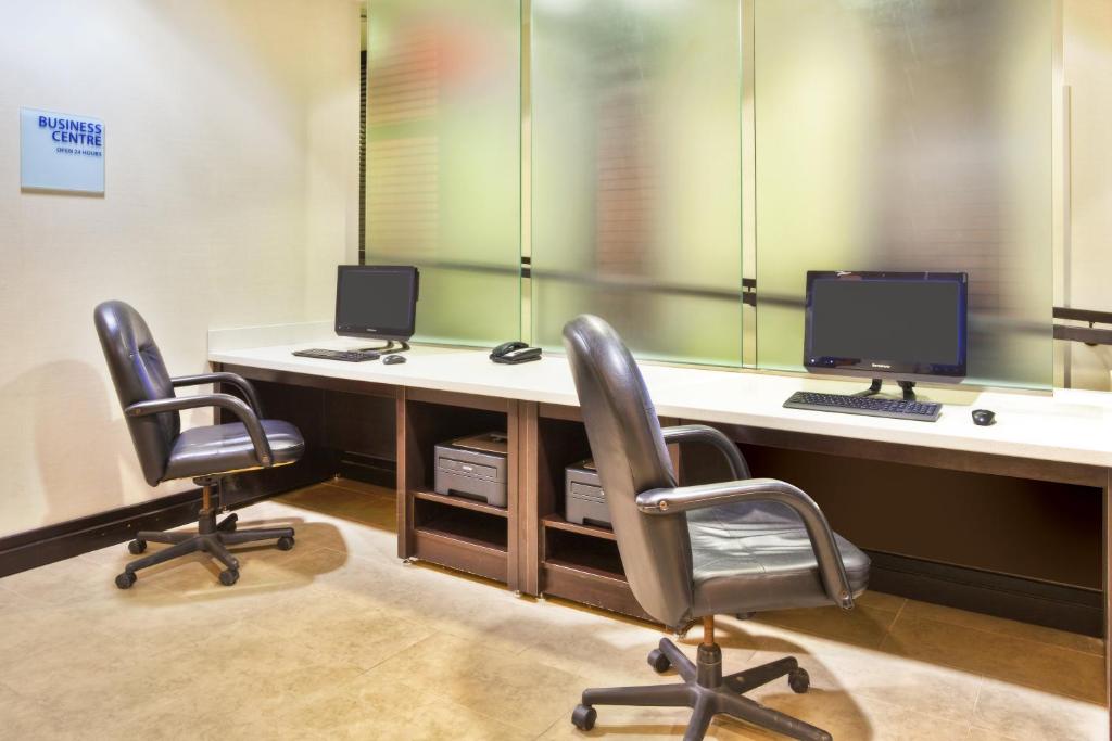 Holiday Inn Express - Sault Ste. Marie, an IHG Hotel photo 3