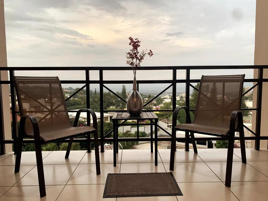 Beautiful apartment, Terrace with incredible view, 3 bdr, Escalon, Exclusive, Secure photo 2