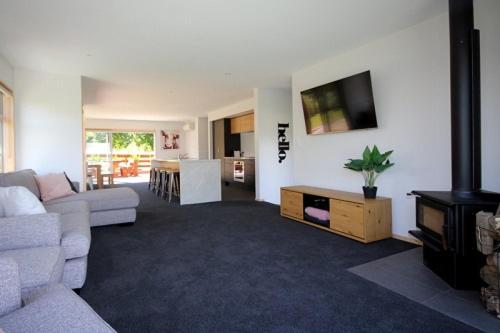 15 Hepburn Lane photo 1