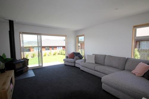 15 Hepburn Lane photo 3