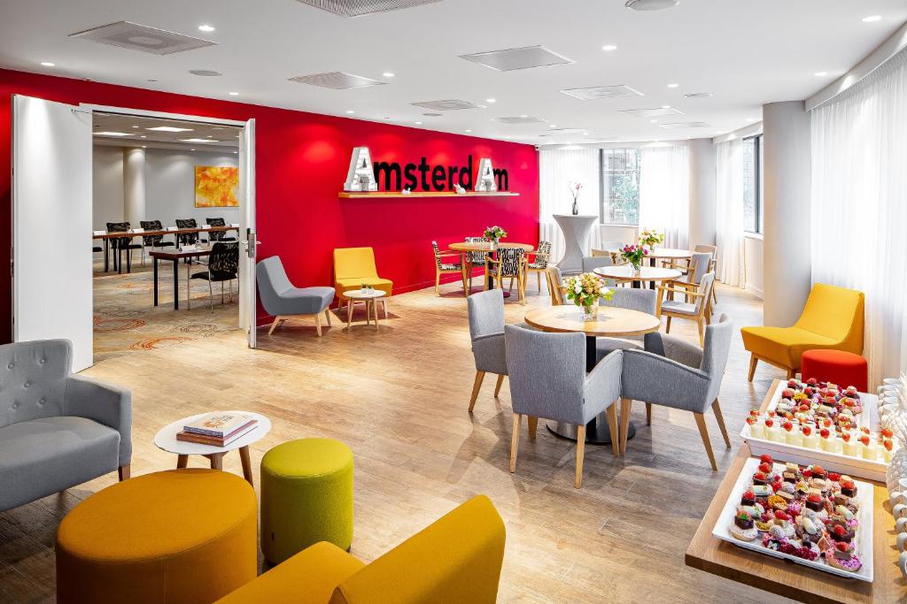 Holiday Inn Amsterdam - Arena Towers, an IHG Hotel photo 4