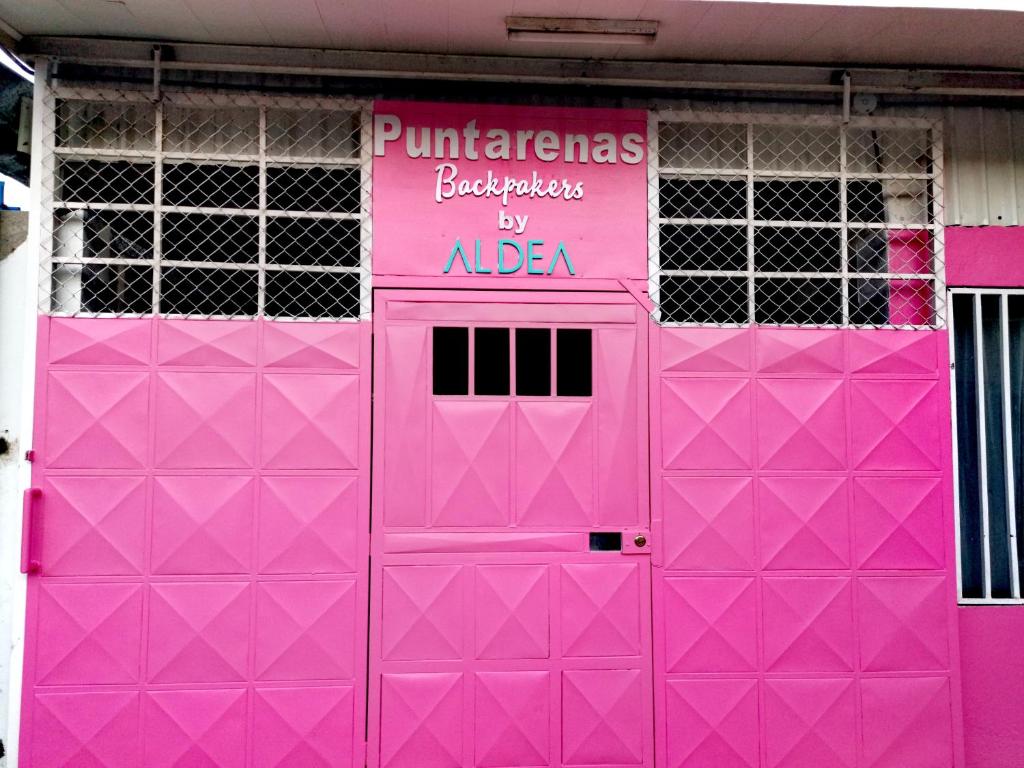 Puntarenas Bed & Coffee by Aldea