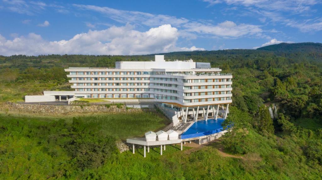 Hidden Cliff Hotel and Nature photo 2