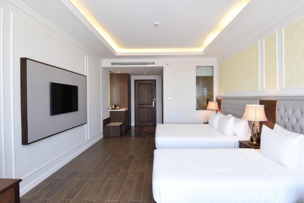 Phu Cuong Hotel Ca Mau - Tap to explore photos