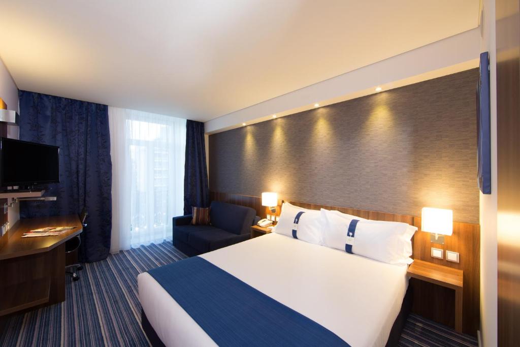 Двухместный (Двухместный номер с 1 кроватью и диваном-кроватью), Holiday Inn Express Lisboa - Av. Liberdade