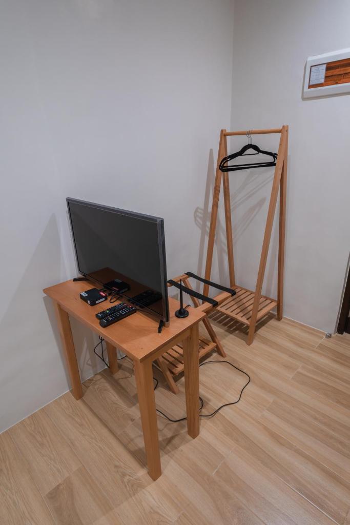 Двухместный (Улучшенный номер с кроватью размера «queen-size»), Arceli's Place - BGC Access