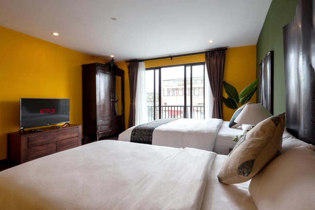 Centraltique Downtown - Bespoke Colonial House Near Hoan Kiem Lake