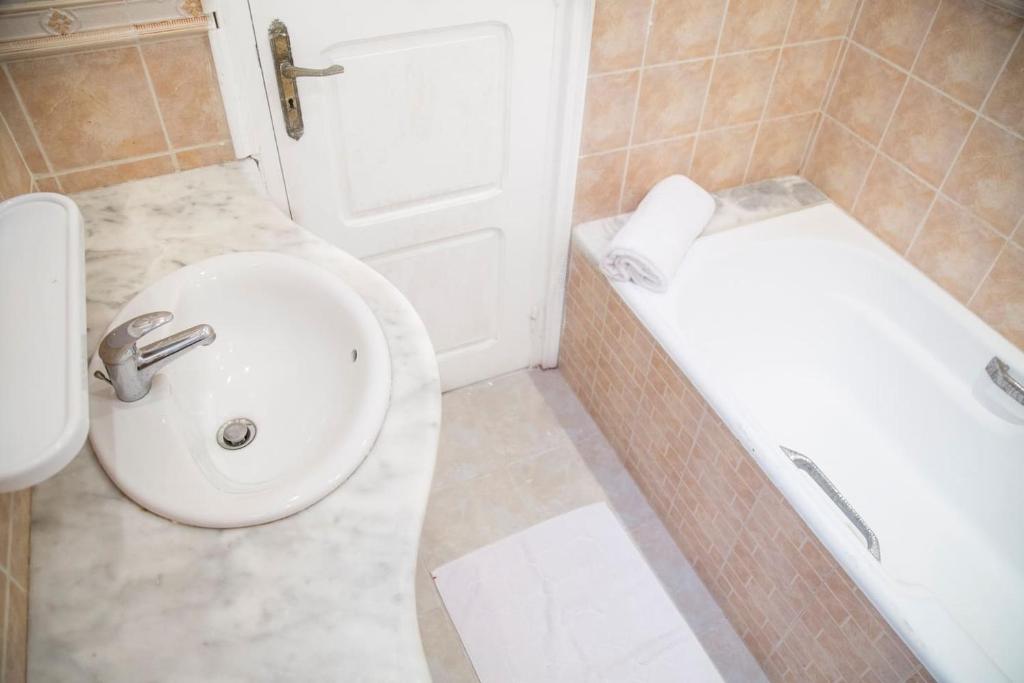 Le Centre-Ville: Très chic appartement à la Marsa photo 1