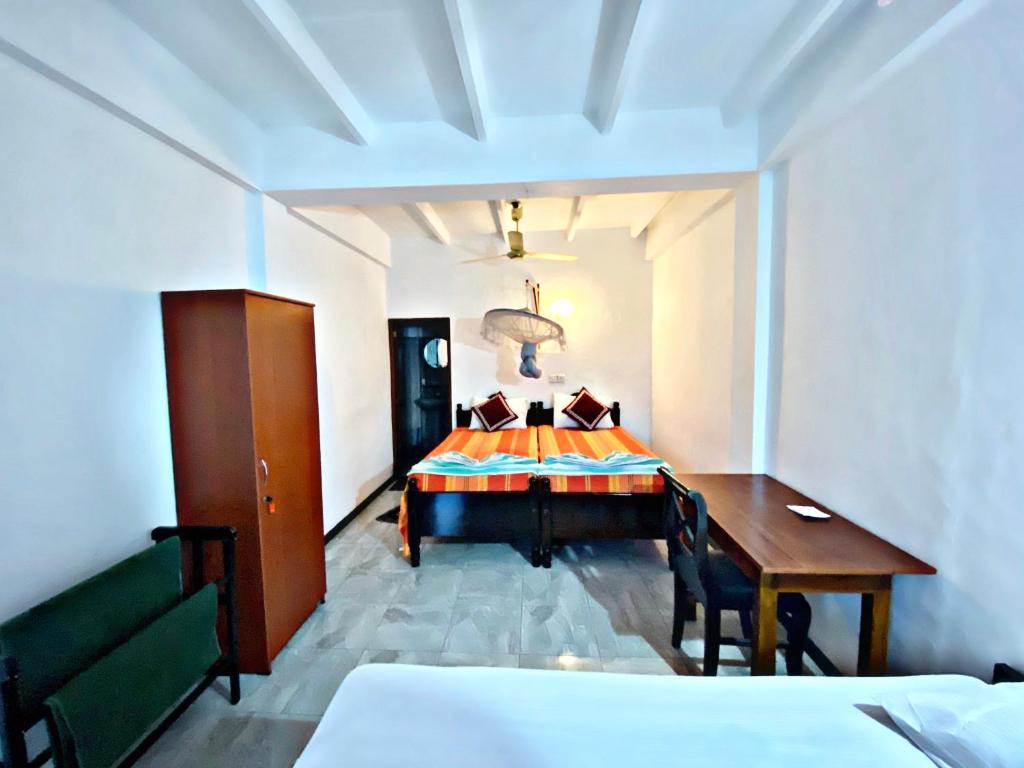 Трехместный (Стандартный трехместный номер), Casalanka Hotel