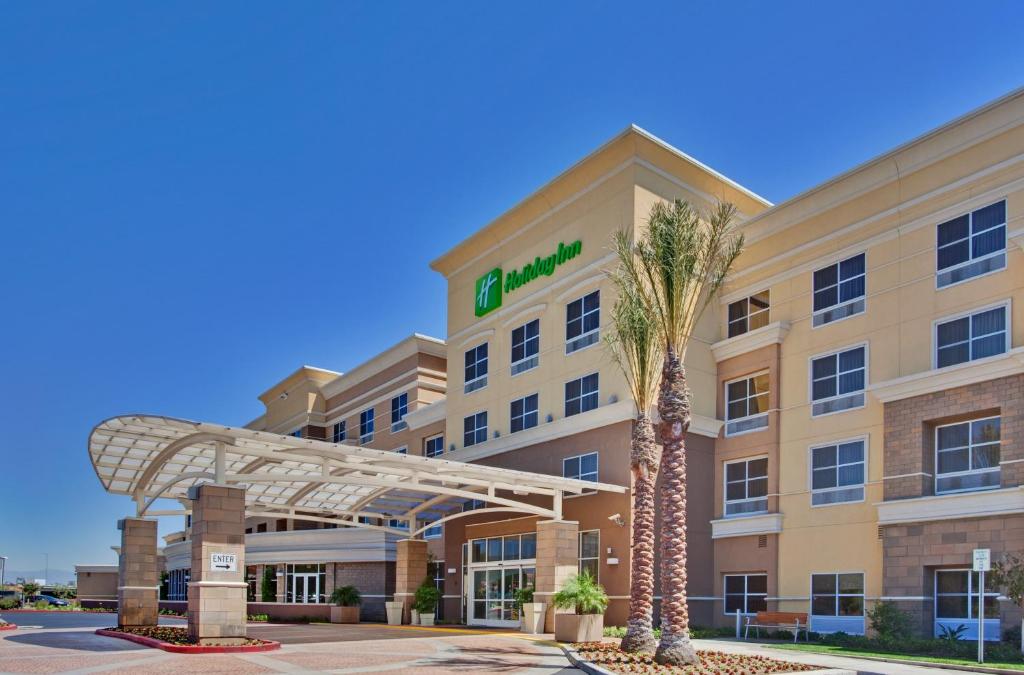 Holiday Inn Ontario Airport, an IHG Hotel image