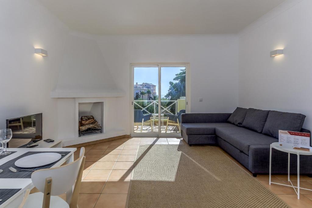 FLH Praia da Luz Apartment with Pool photo 2