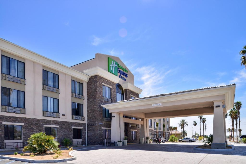 Holiday Inn Express Hotel & Suites Indio - Coachella Valley, an IHG Hotel image