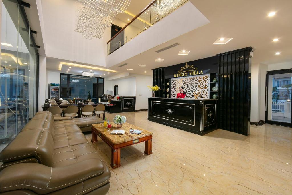 Tuan Chau Kingly Villa