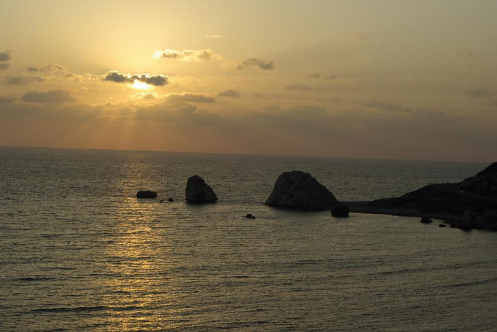 2 bedroom Apartment Thalassa with sea and sunset views, Aphrodite Hills Resort photo 4
