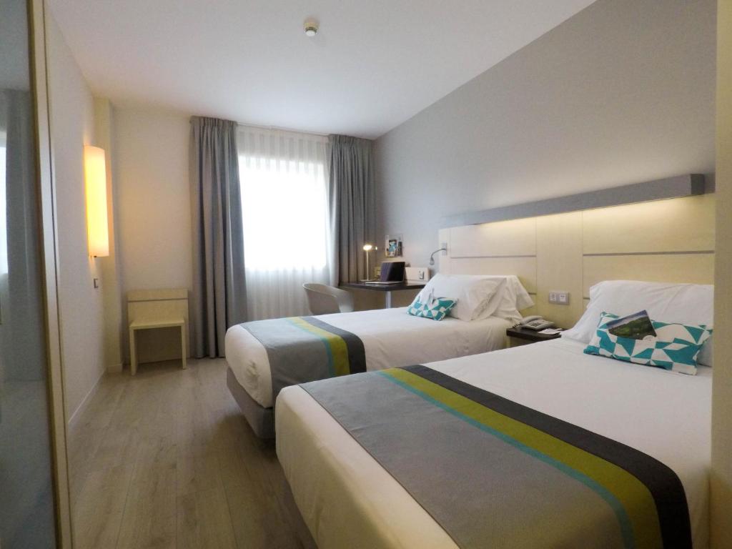 Holiday Inn Express Pamplona, an IHG Hotel photo 3