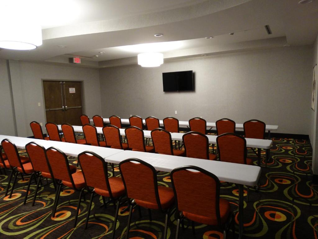Holiday Inn Covington, an IHG Hotel photo 4