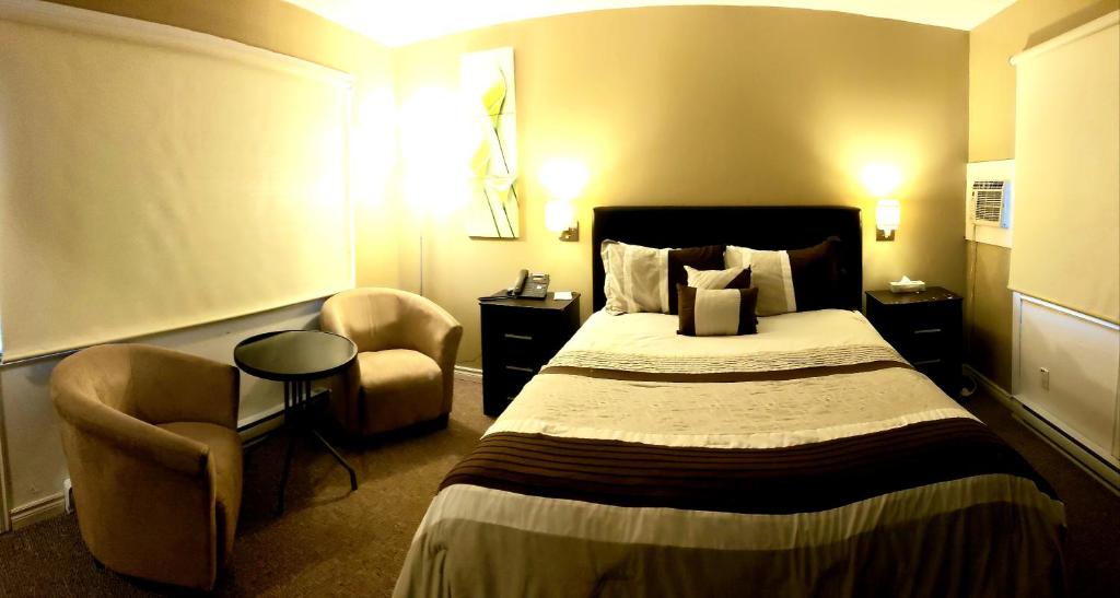 Travellers Motel photo 3