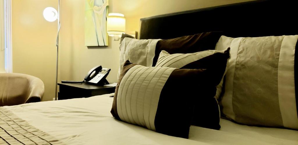 Travellers Motel photo 2