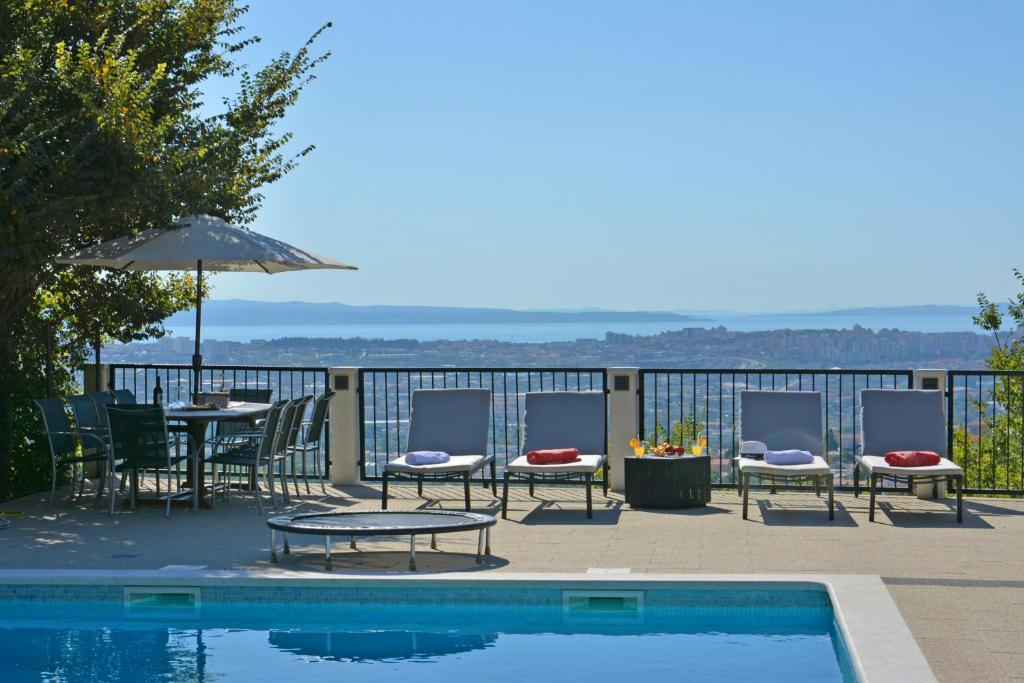 Villa Anteana with view and pool of 60m2 photo 1