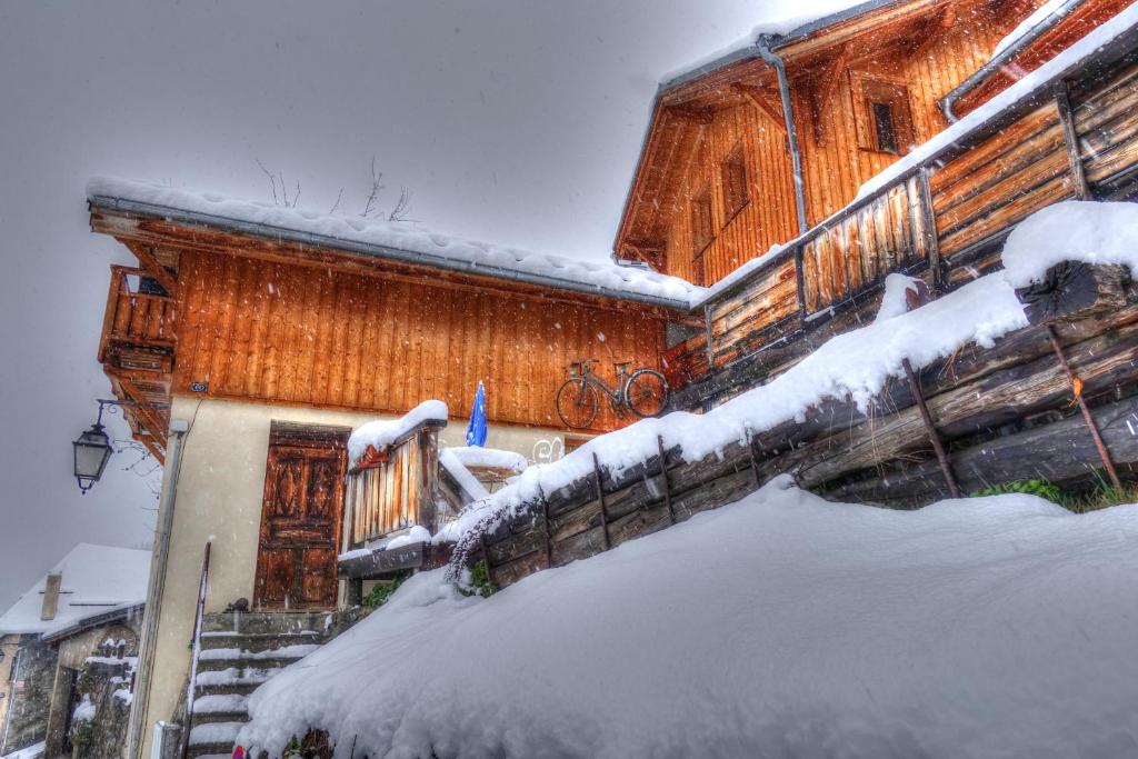 petite maison à Huez photo 2