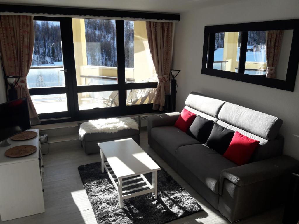 Appartement 4/6 pers plein sud. Front de neige photo 2