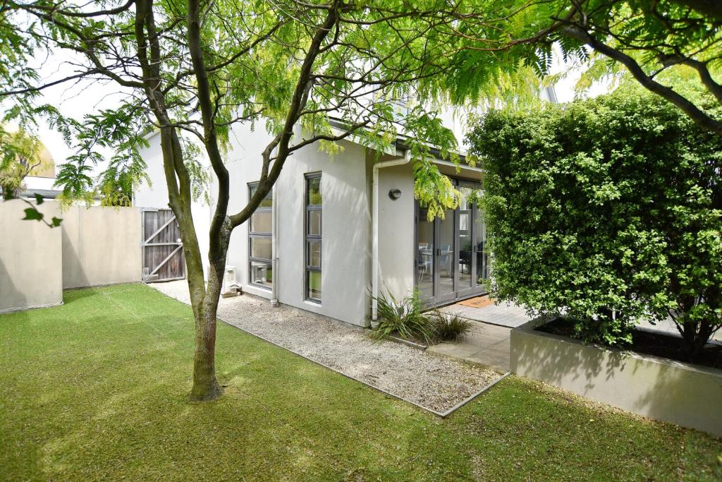 Hagley Apartment - Christchurch Holiday Homes photo 4