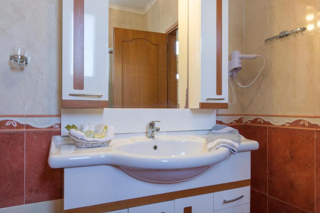 Sea View Resorts & Spa photo 1