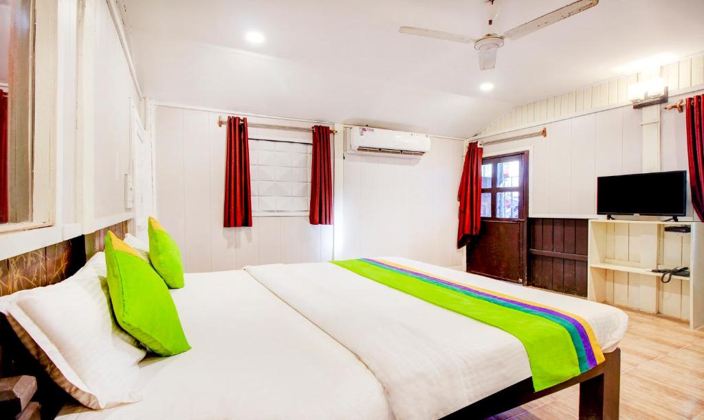 Двухместный (Стандартный двухместный номер с 1 кроватью), FabHotel Ashwem Beach Resort