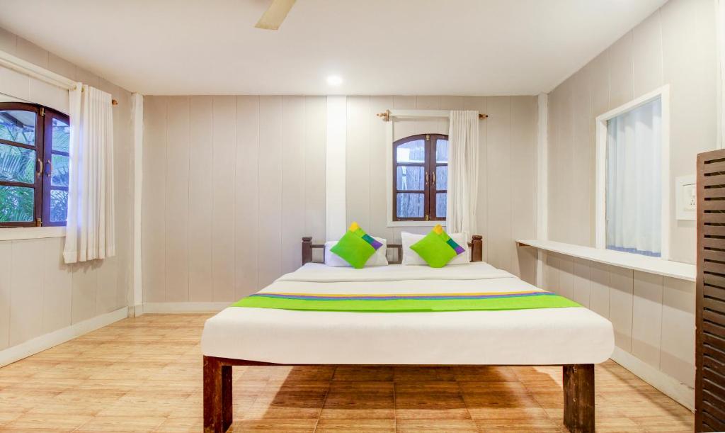 Двухместный (Стандартный двухместный номер с 1 кроватью), FabHotel Ashwem Beach Resort