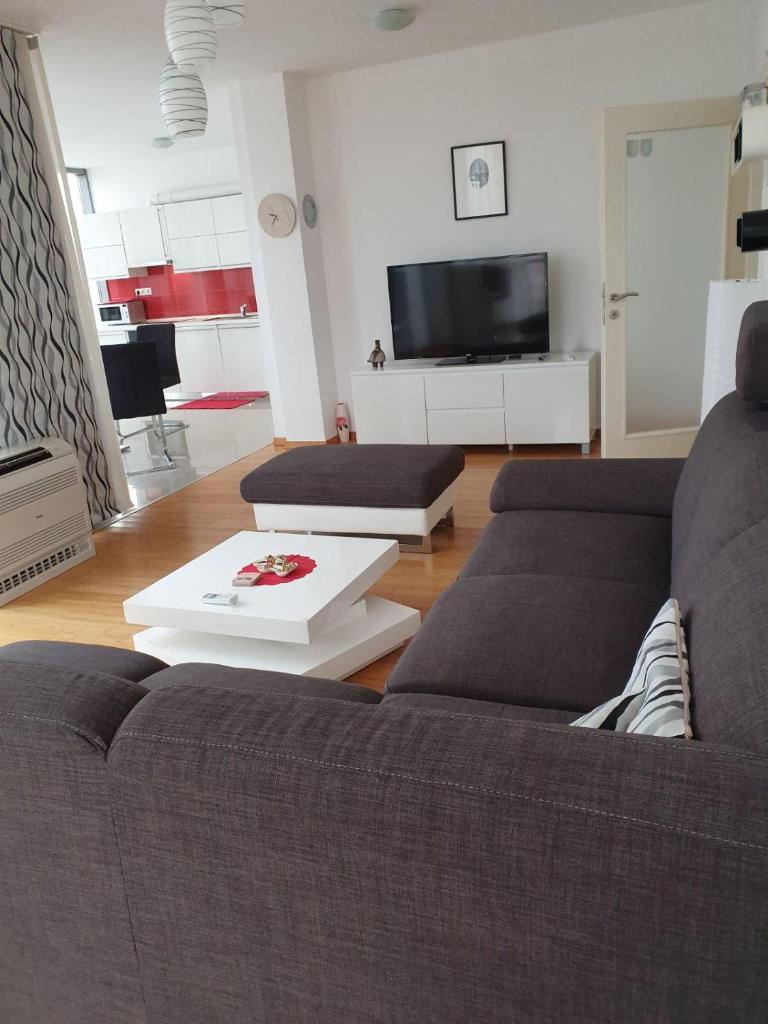 Penthouse HEART OF SLAVONIA **** photo 3