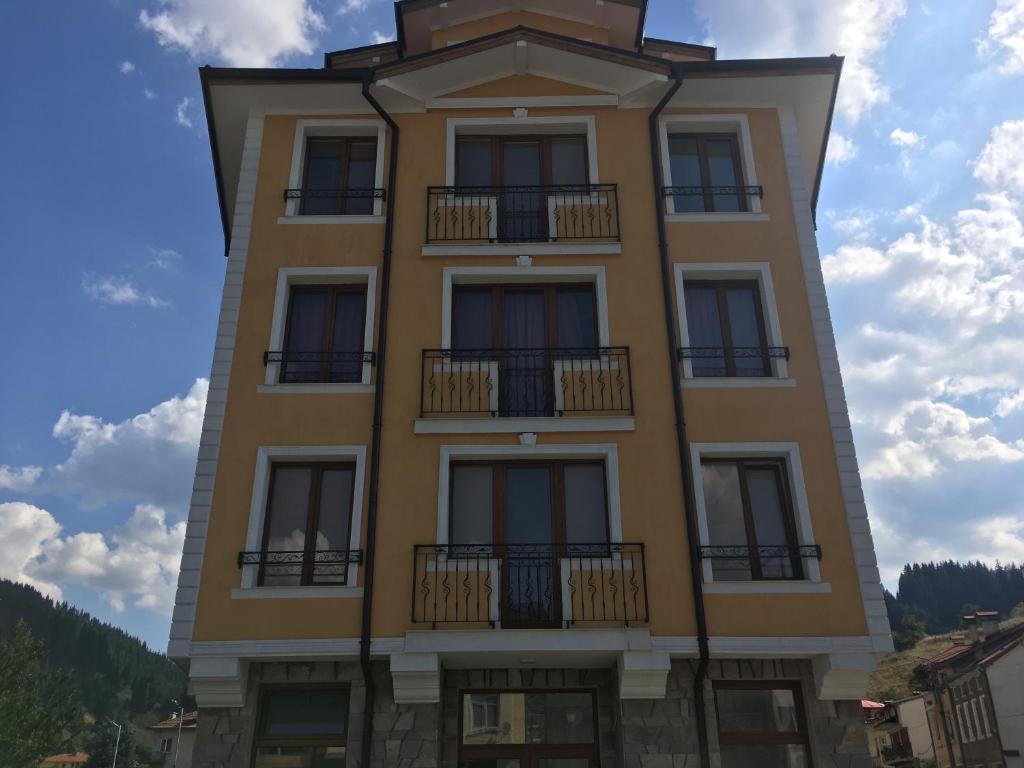 Willy Villy's Home- Chepelare photo 1