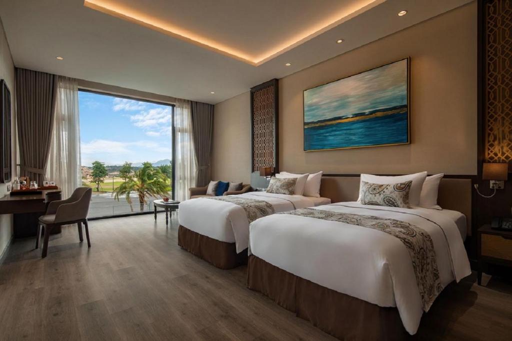 Wyndham Grand KN Paradise Cam Ranh