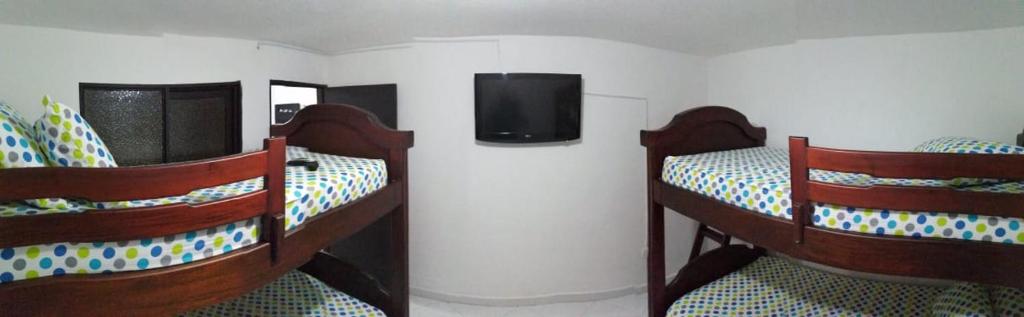 Hermoso apartamento cómodo y tranquilo cerca a todo en Guatapé por días photo 2