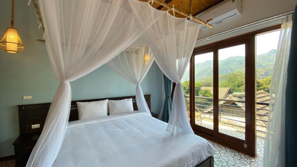 Mai Chau Rustic Home