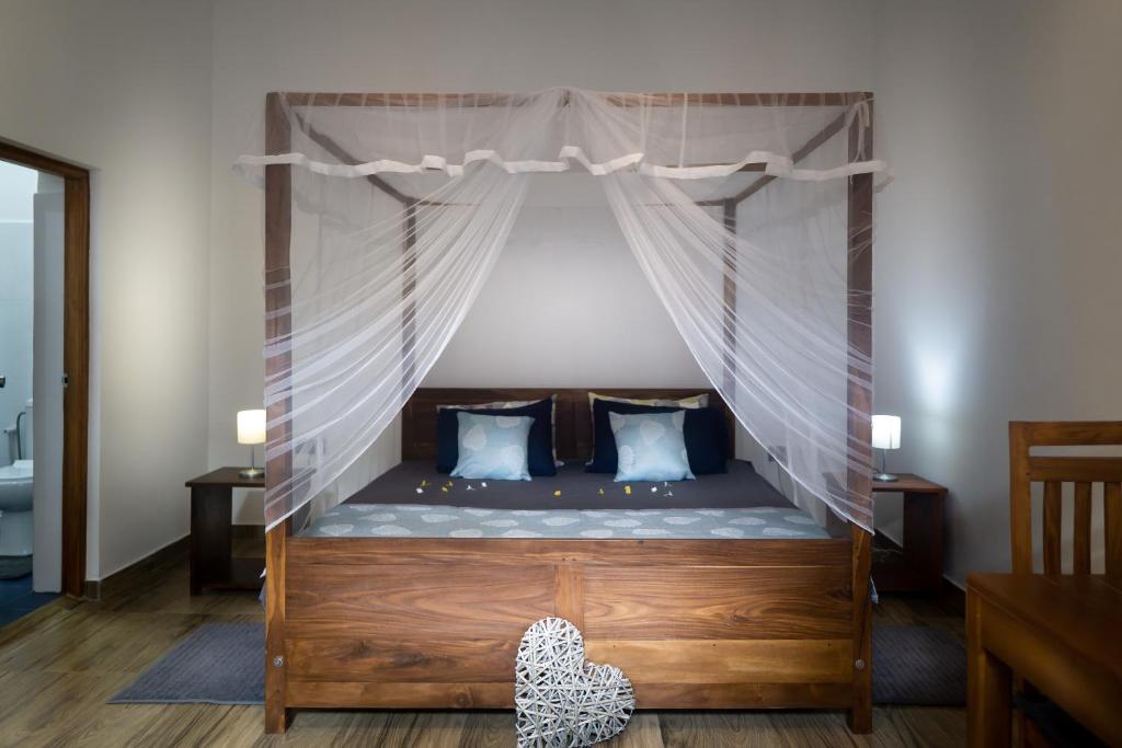 Madla rooms - Tap to explore photos