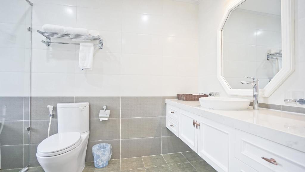 The Sun House Luxury Apt✯2BR✯near Thien Quang lake Hanoi center