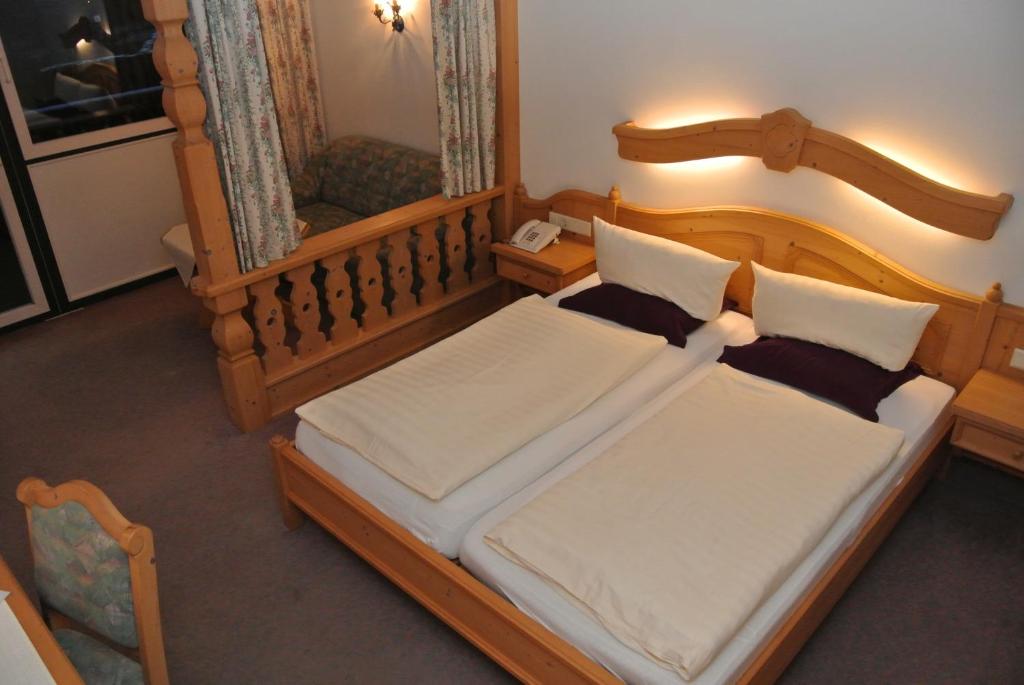 Трехместный (Улучшенный трехместный номер), Hotel Gruberhof