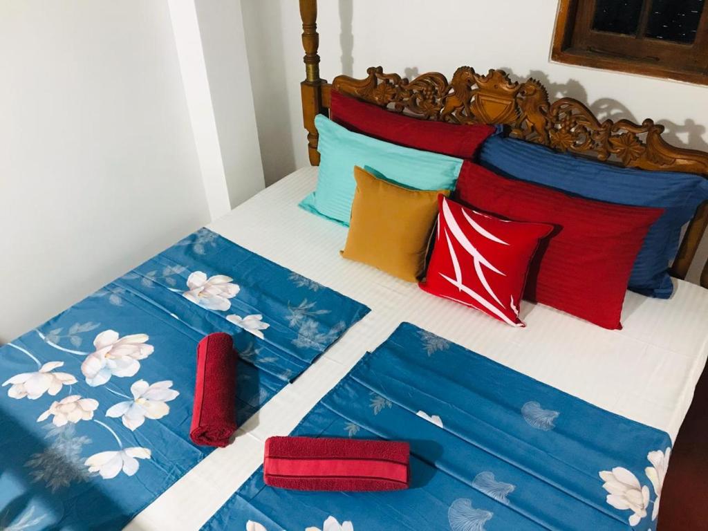 SunshineJP Guest House and bick rentel - Tap to explore photos