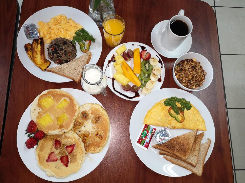 Hostel Coati Place Bed & Breakfast Adults Only photo 3
