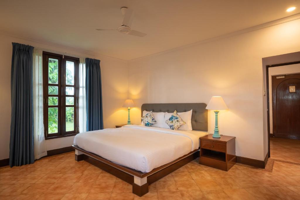 Сьюит (Люкс), Coconut Grove Beach Resort - An Indy Resort