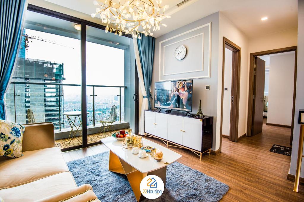 22HOUSING LUXURY 02 BEDROOMS APARTMENT- VINHOMES METROPOLIS