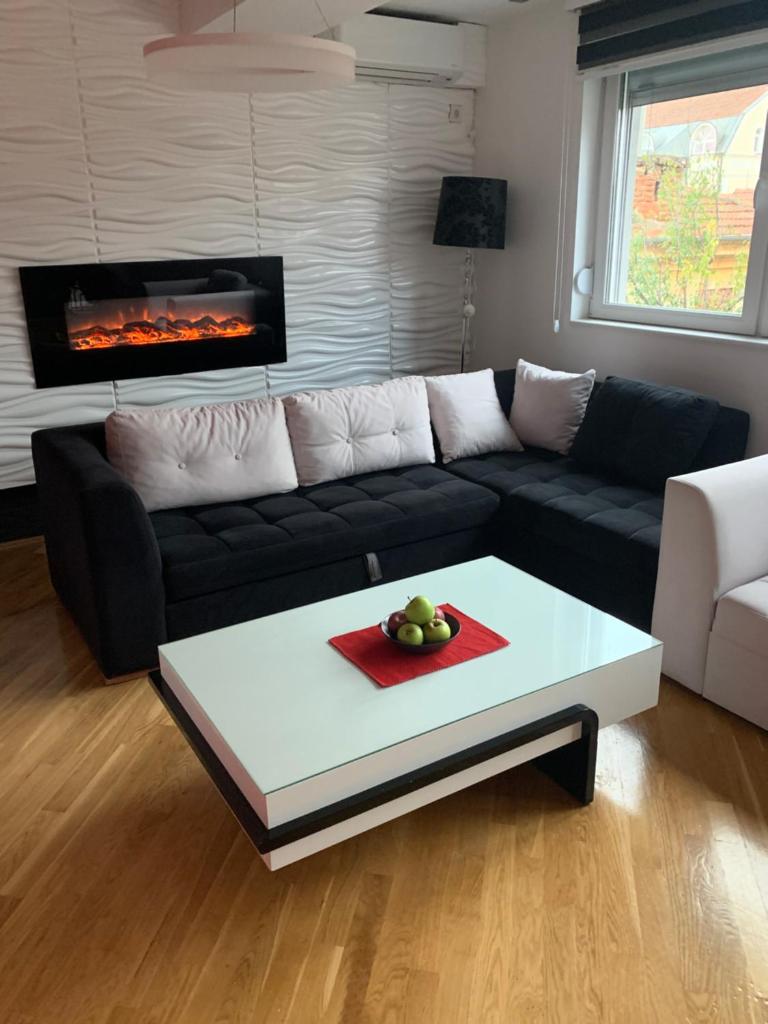 LUXURY SUITES MARKOV