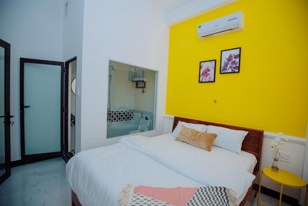 Двухместный (Улучшенный двухместный номер с 1 кроватью), Rome Hostel
