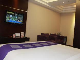 Metro Hotel Jababeka photo 4